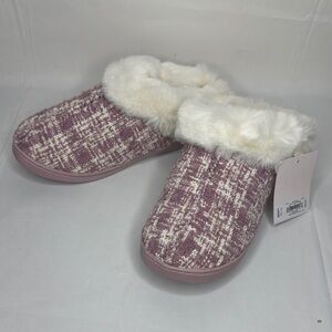 LC Lauren Conrad Cozy Pink and White Slippers/Clogs Large (8-9) Tweed